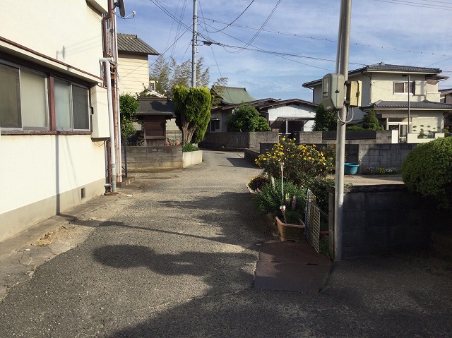 敷地内の動線と周辺状況